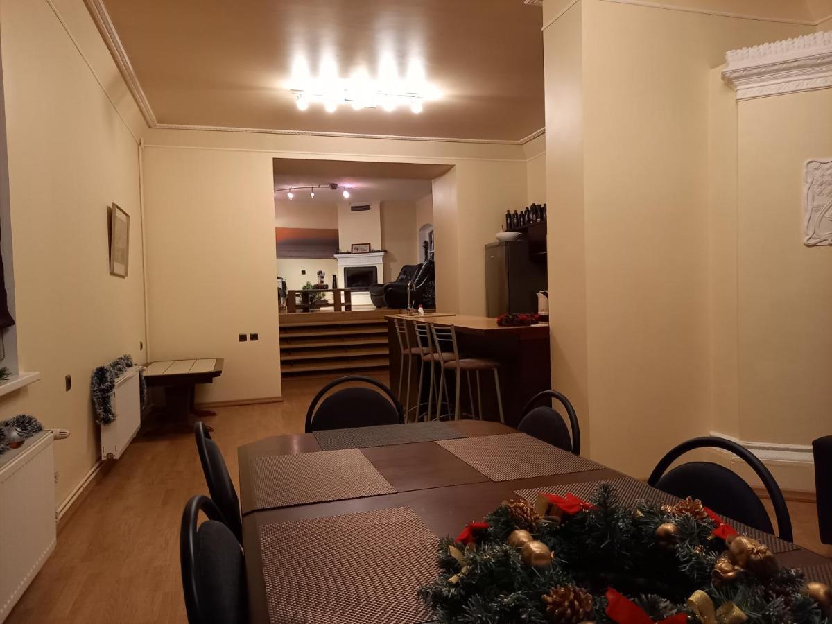 Figaro Villa Ventspils Exterior photo